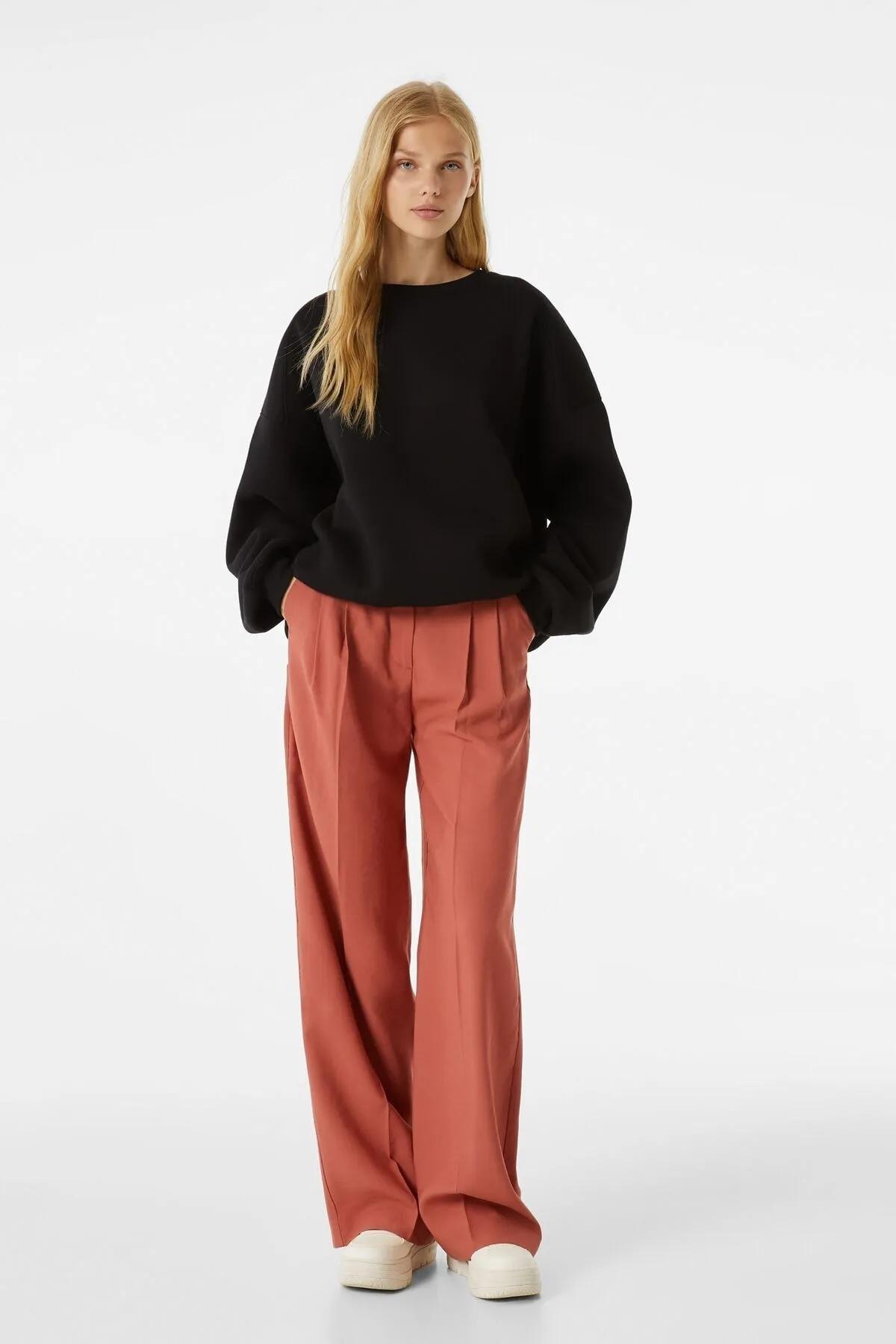 Siyah Bisiklet Yaka Oversize Sweatshirt